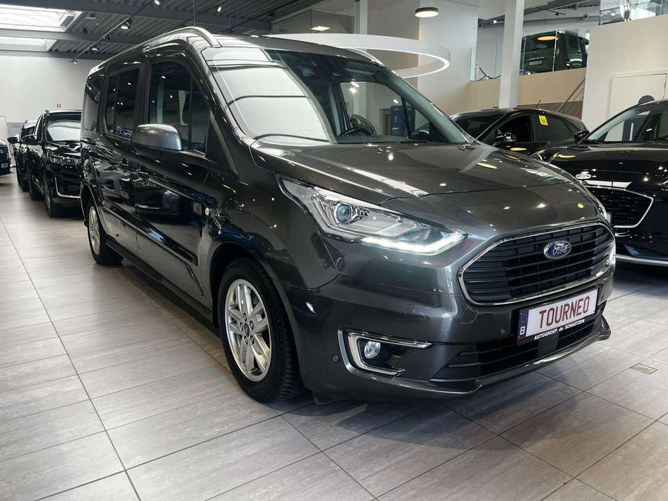 Ford Tourneo Connect - Imagem 1