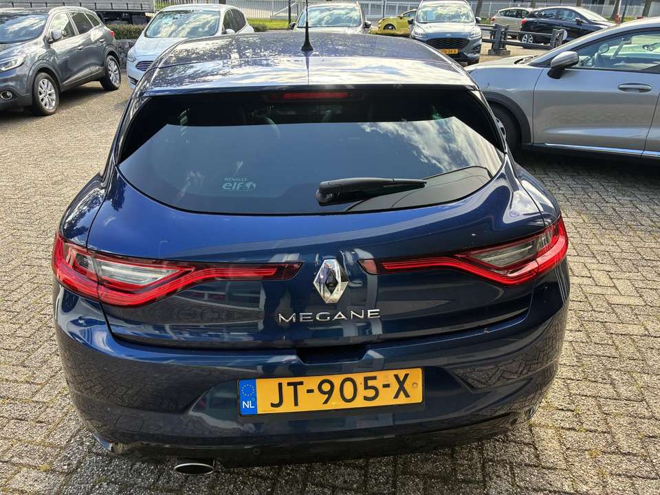 Car picture 4