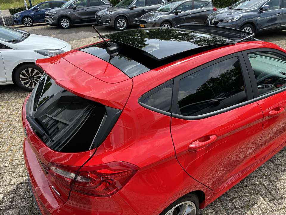 Ford Fiesta - Imagem 6