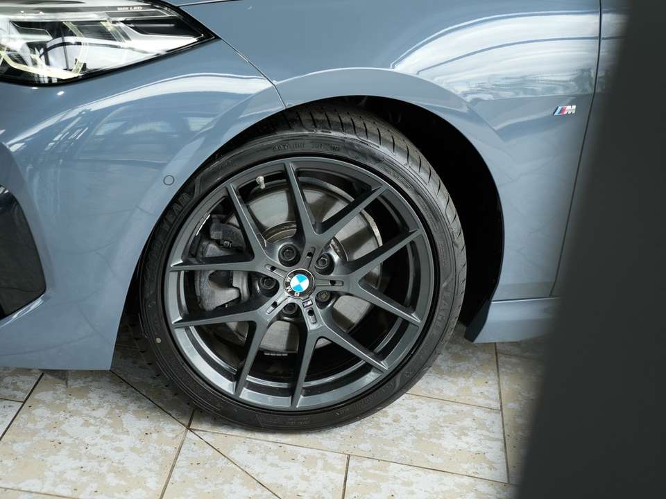 BMW 220 - Imagem 5