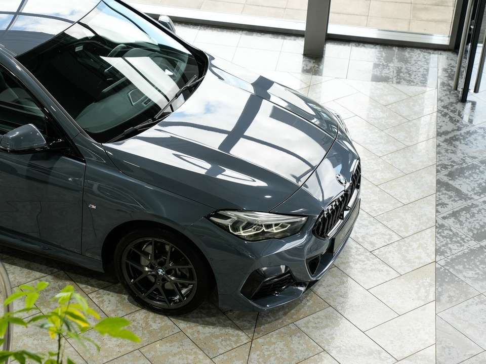 BMW 220 - Imagem 6