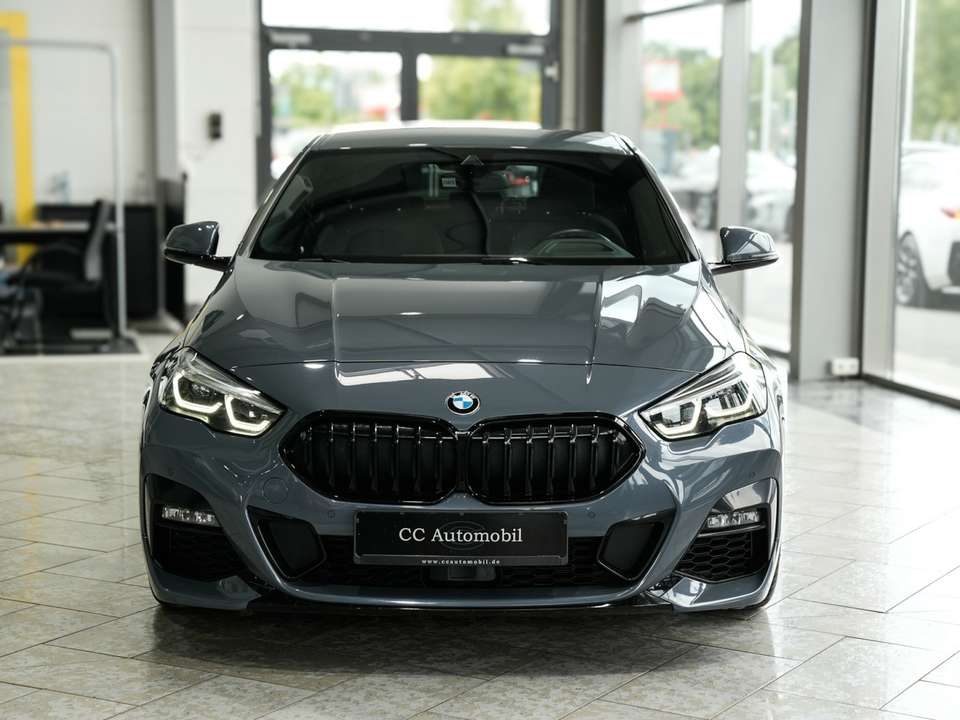 BMW 220 - Imagem 8