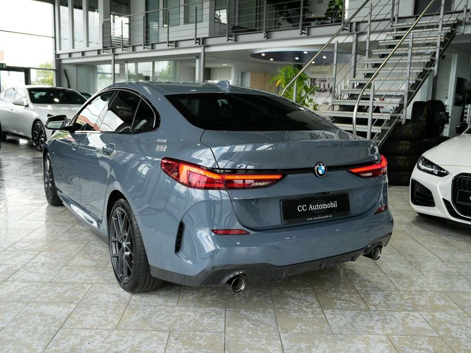 BMW 220 - Imagem 11