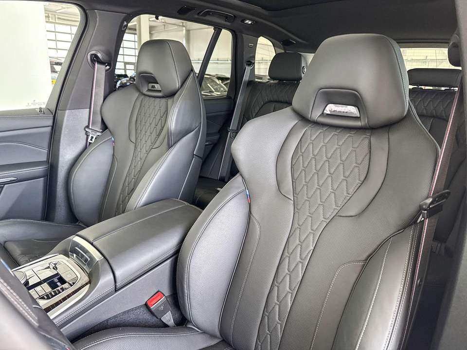 Car picture 9