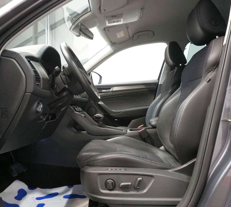Car picture 9