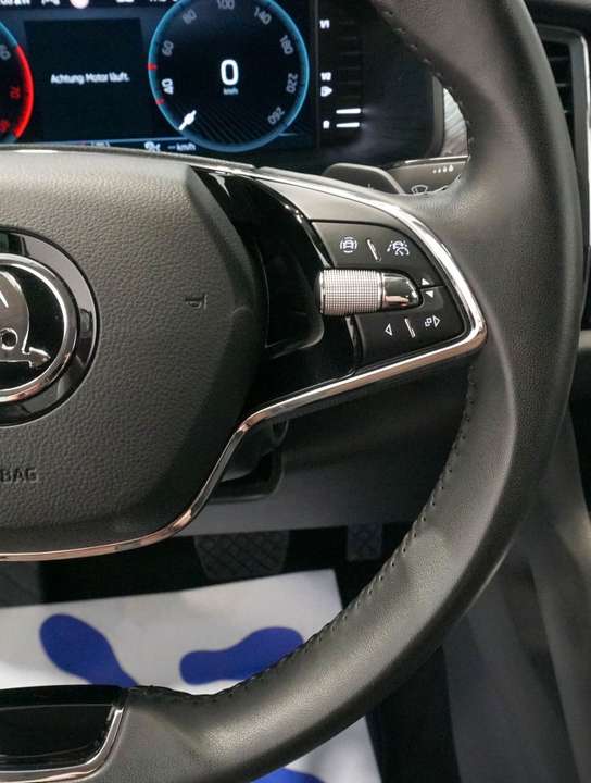 Car picture 14