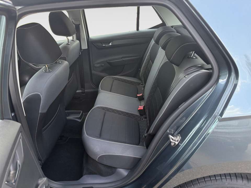 Car picture 9
