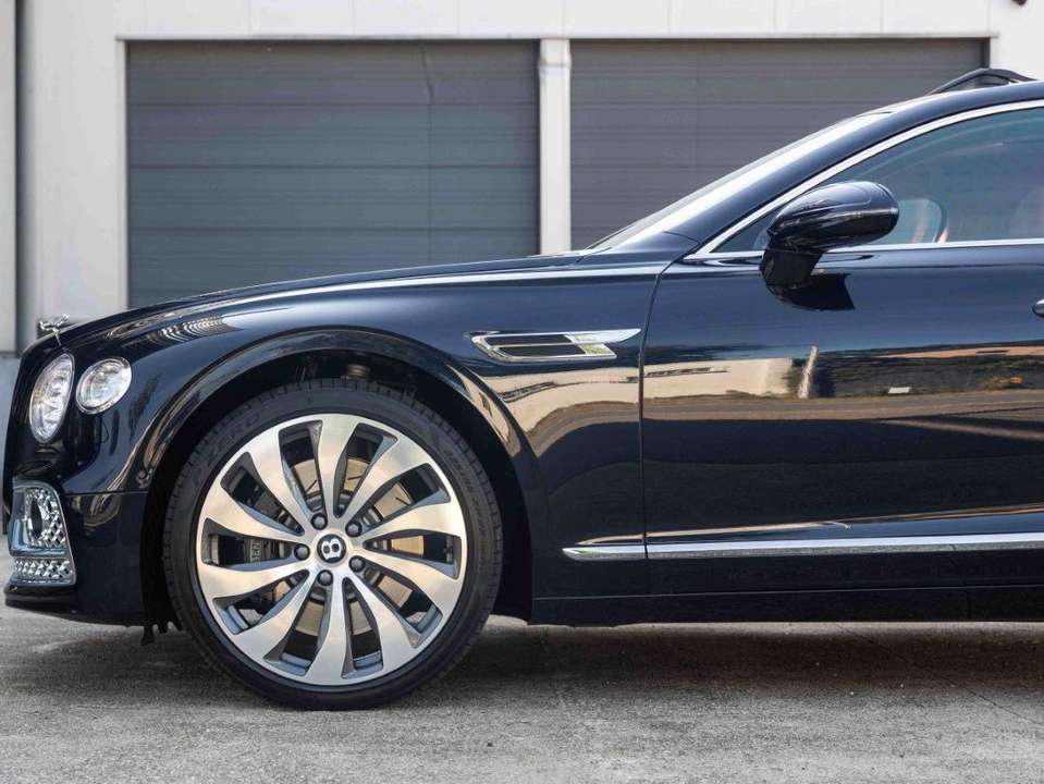 Car picture 6