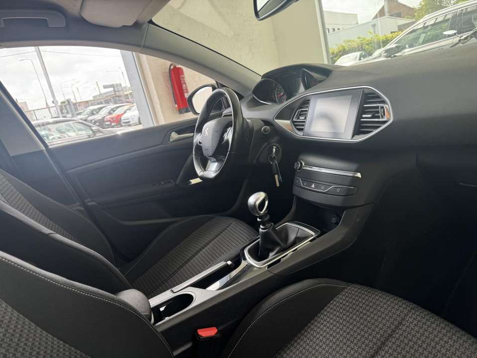 Car picture 6