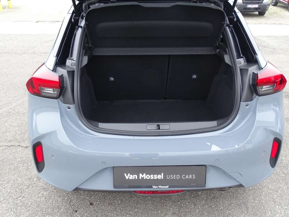 Car picture 9
