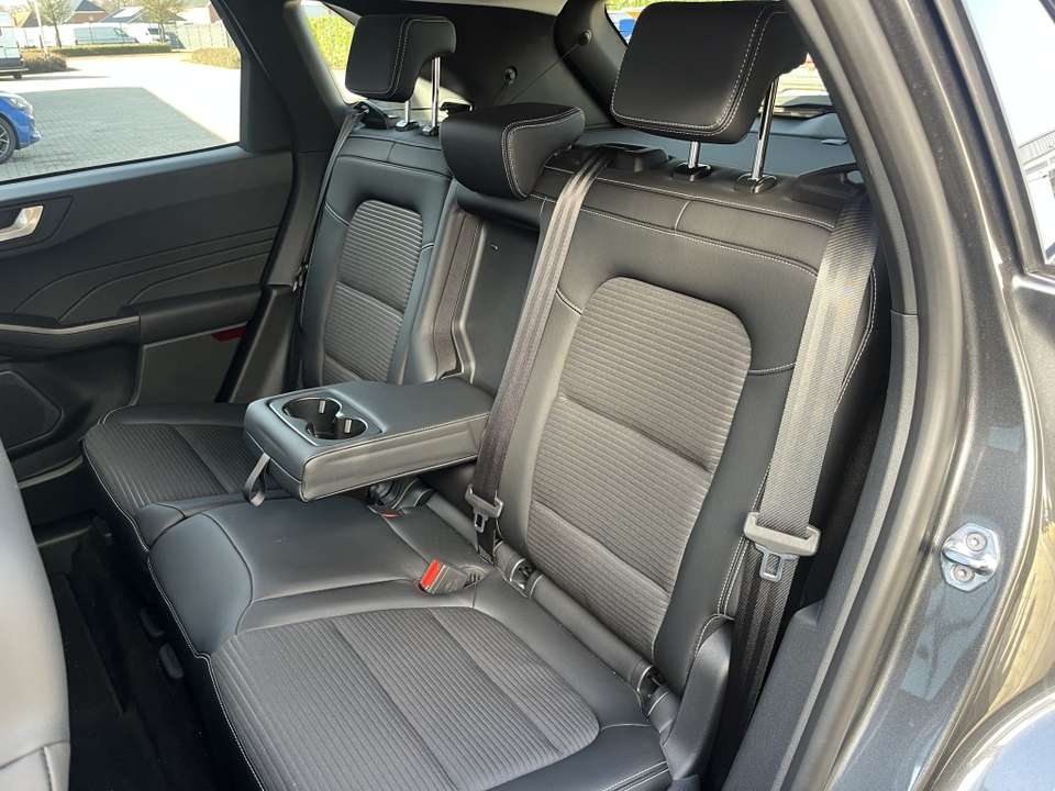 Ford Kuga - Imagem 11