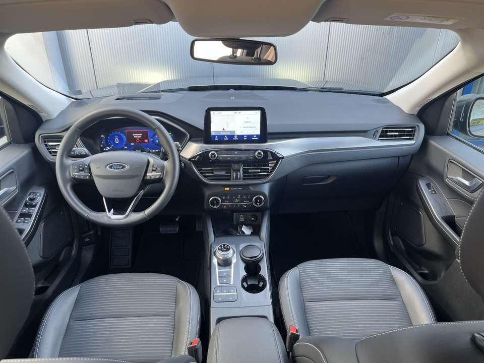Ford Kuga - Imagem 13