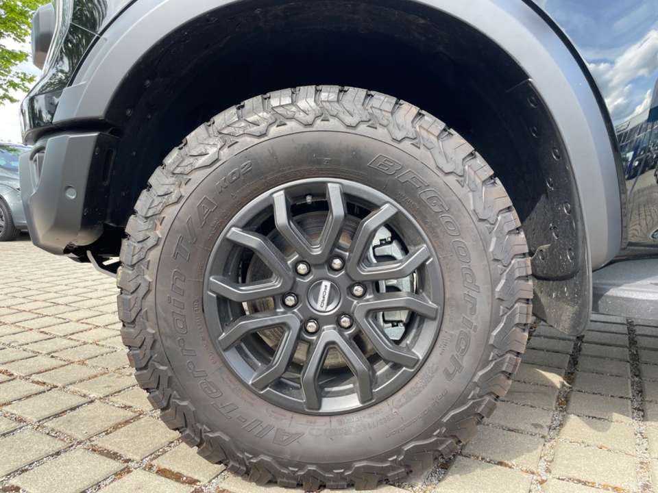Car picture 9
