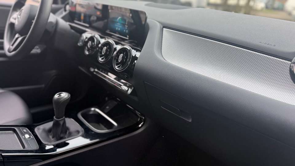 Car picture 11