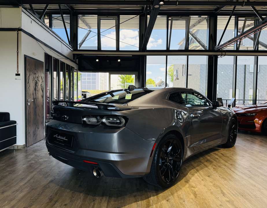 Chevrolet Camaro - Imagem 6