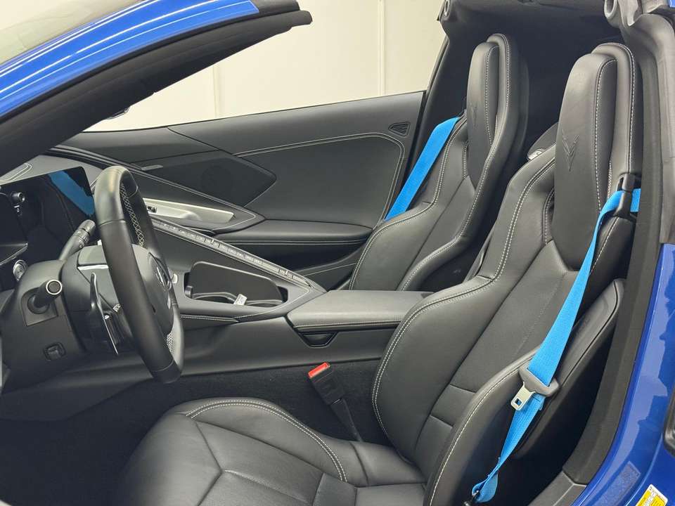 Chevrolet Corvette - Imagem 12