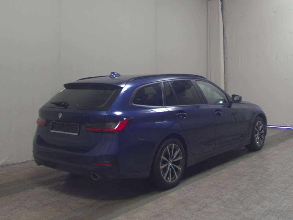 BMW 318 - Imagem 4