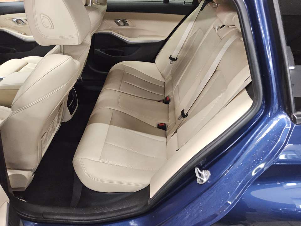 BMW 318 - Imagem 13