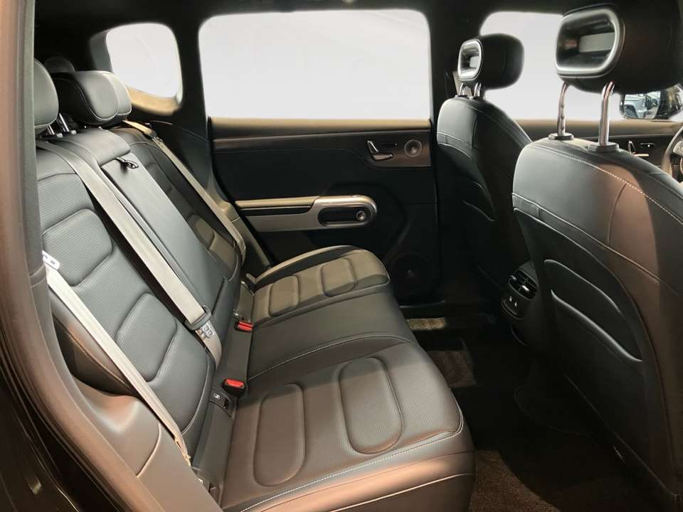 Car picture 9