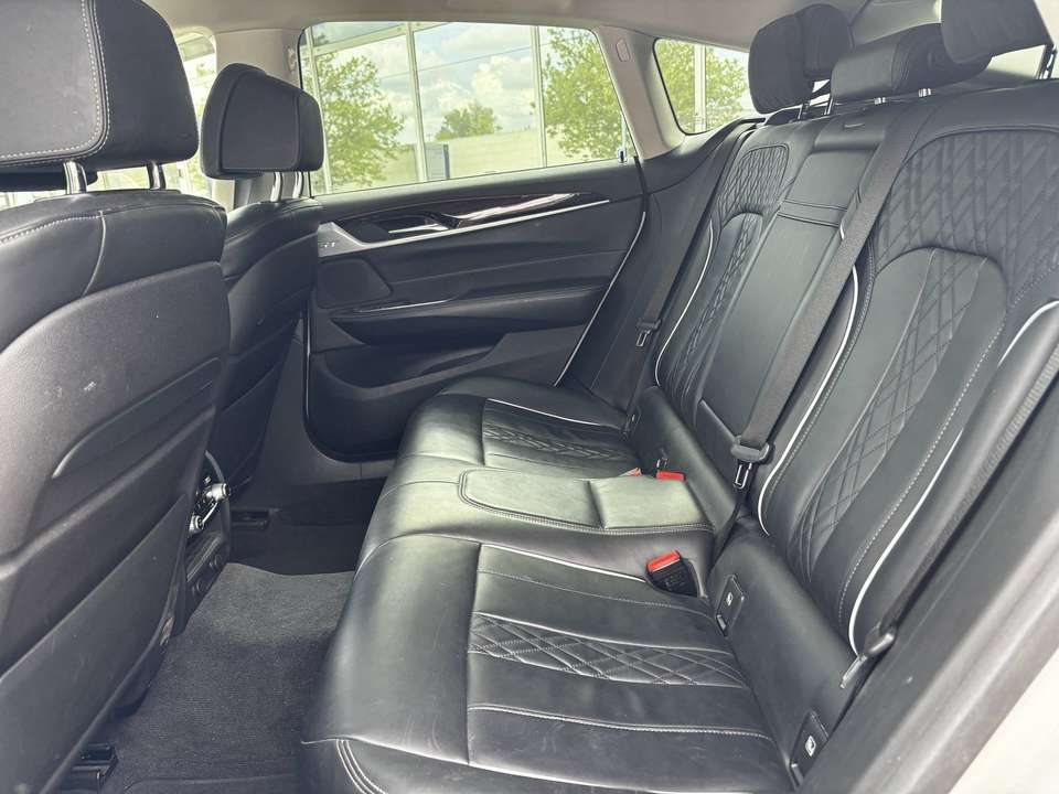 Car picture 8