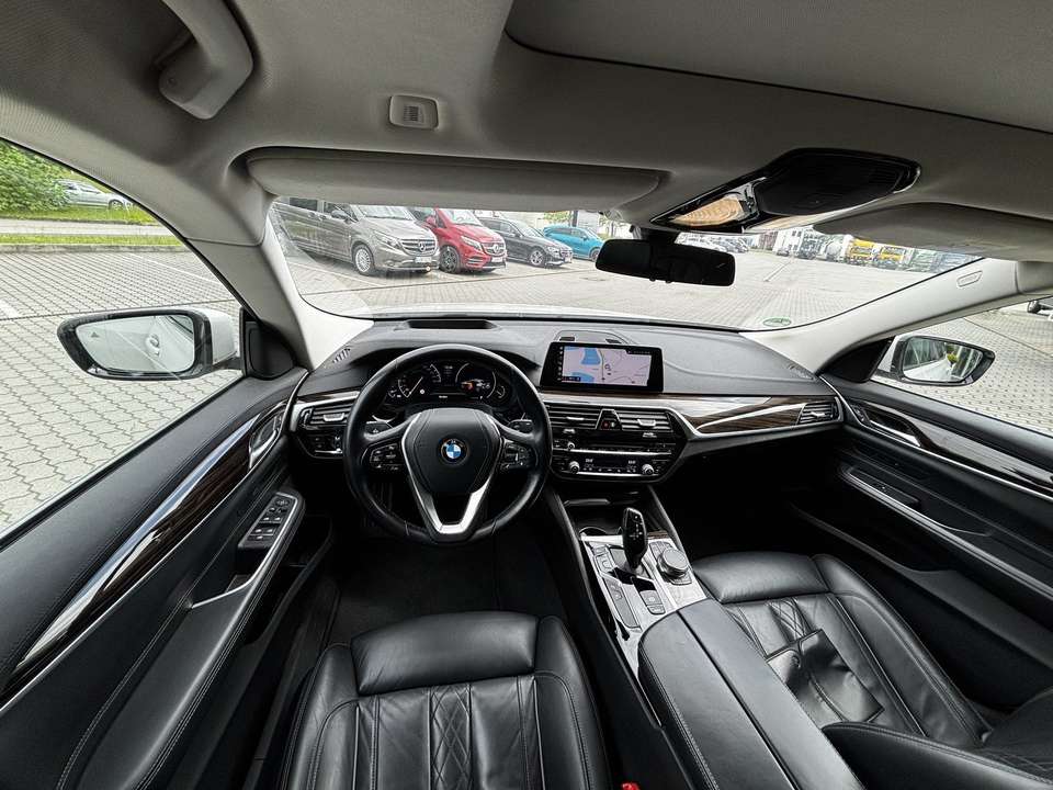 Car picture 9