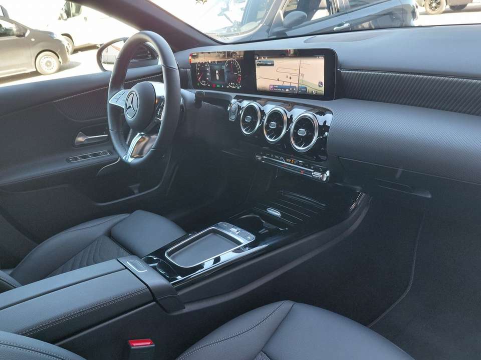Mercedes-Benz A 250 - Imagem 8