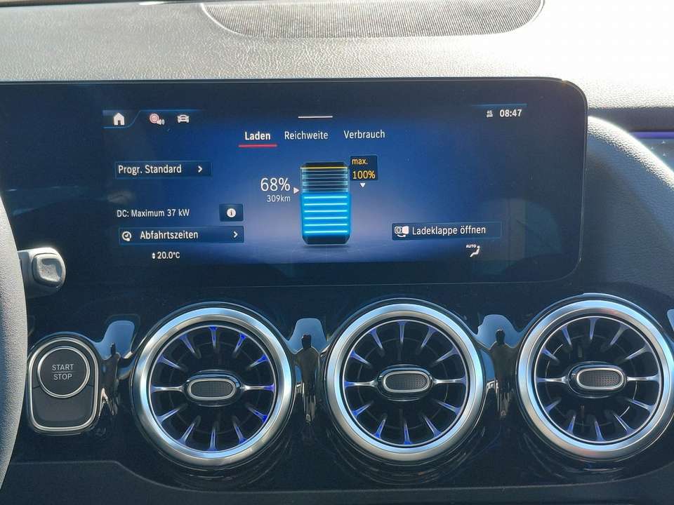 Mercedes-Benz EQA 350 - Imagem 14