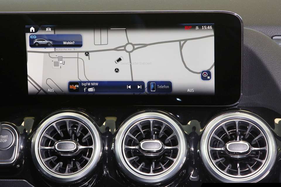 Mercedes-Benz EQA 250 - Imagem 11