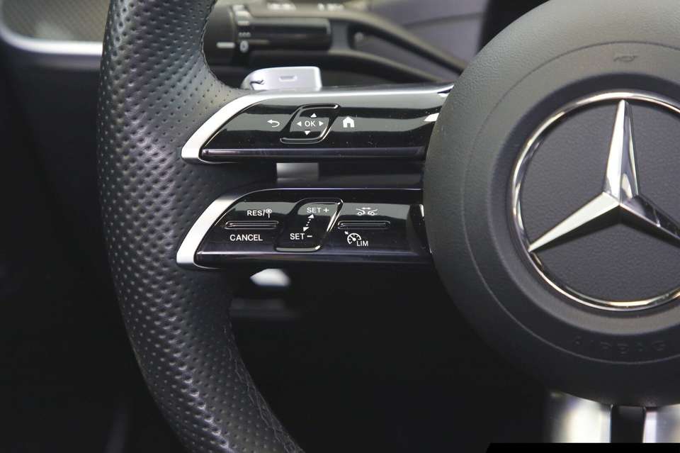 Mercedes-Benz C 180 - Imagem 16