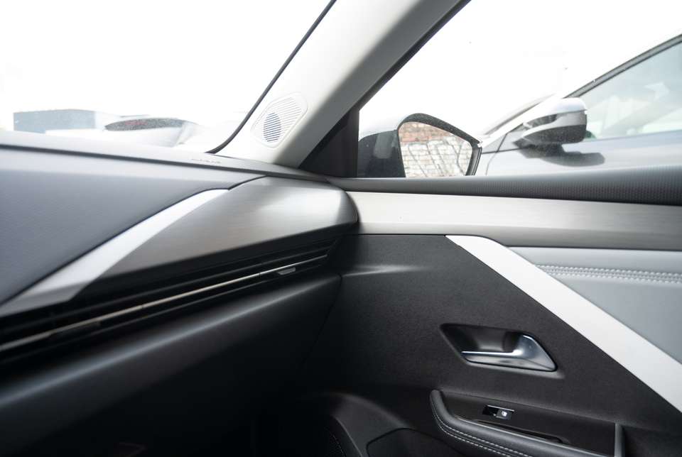 Car picture 11