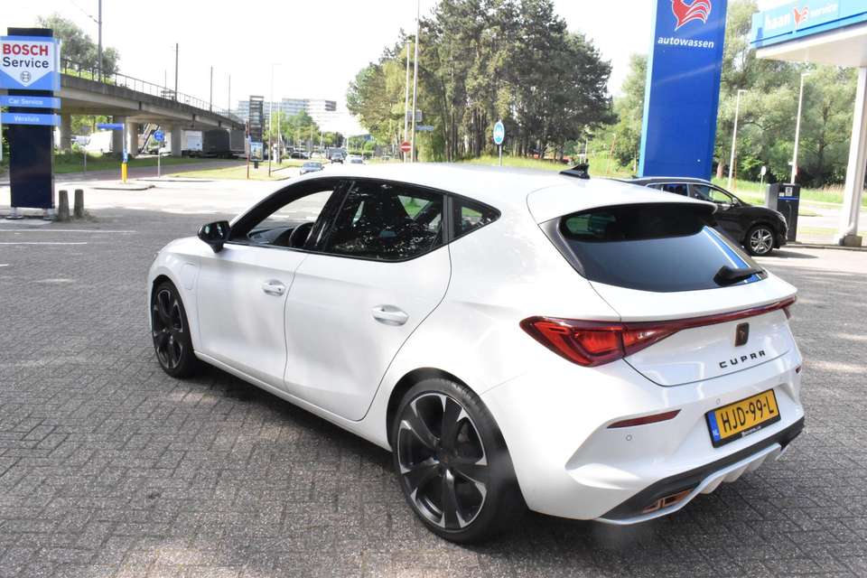 Car picture 10