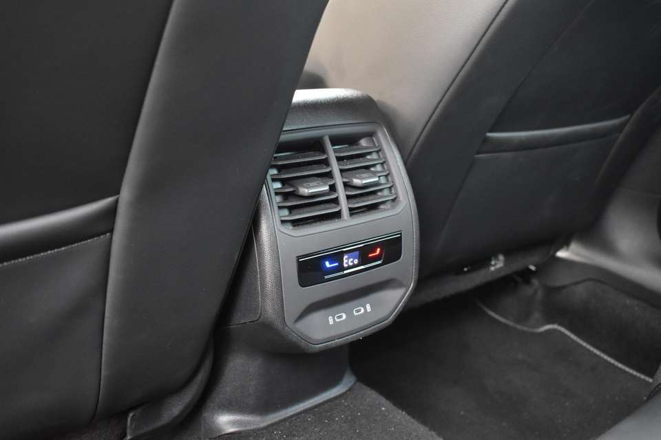 Car picture 16
