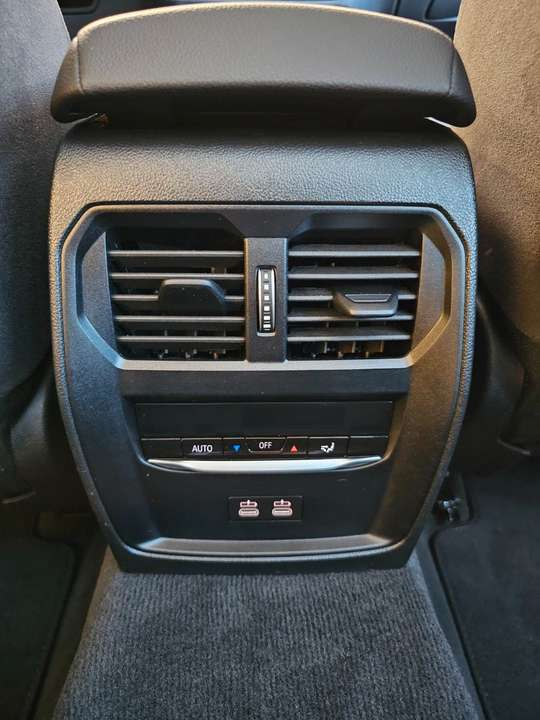 Car picture 14