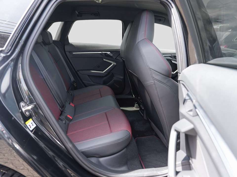 Car picture 11