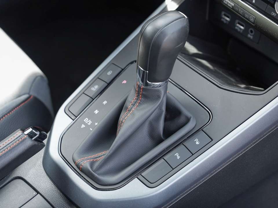 Car picture 10