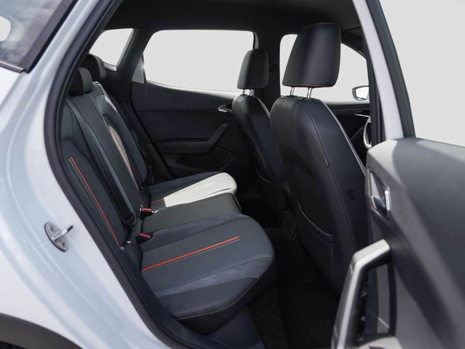 Car picture 11