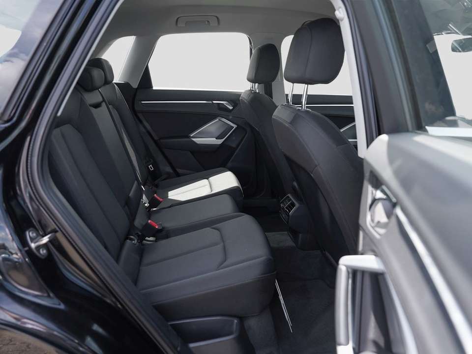 Car picture 11