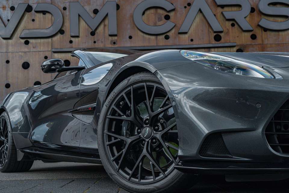 Aston Martin Vanquish - Imagem 10
