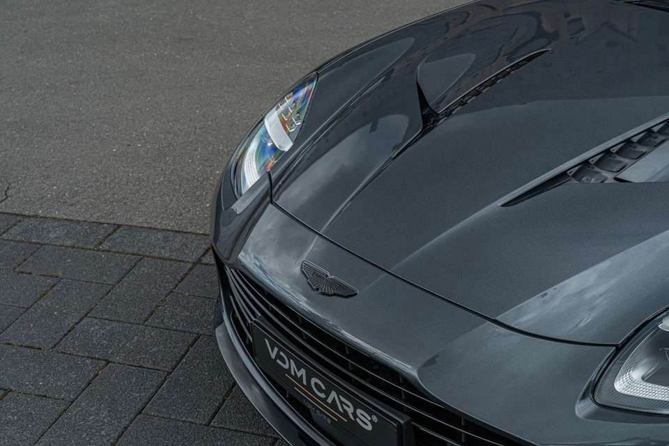 Aston Martin Vanquish - Imagem 12