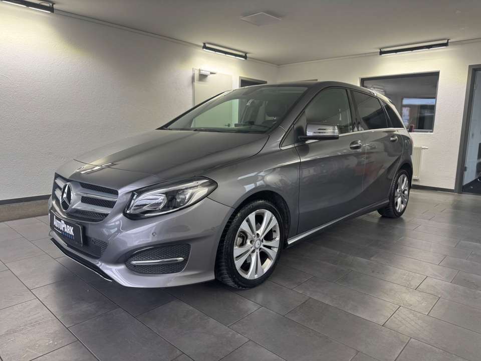 Mercedes-Benz B 180 - Imagem 2