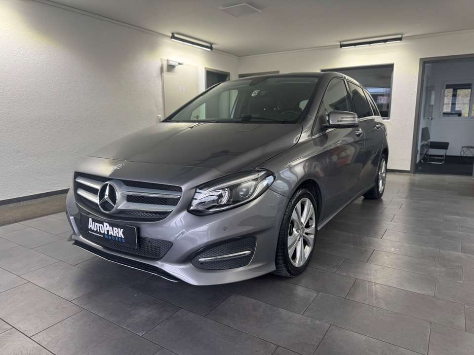 Mercedes-Benz B 180 - Imagem 3