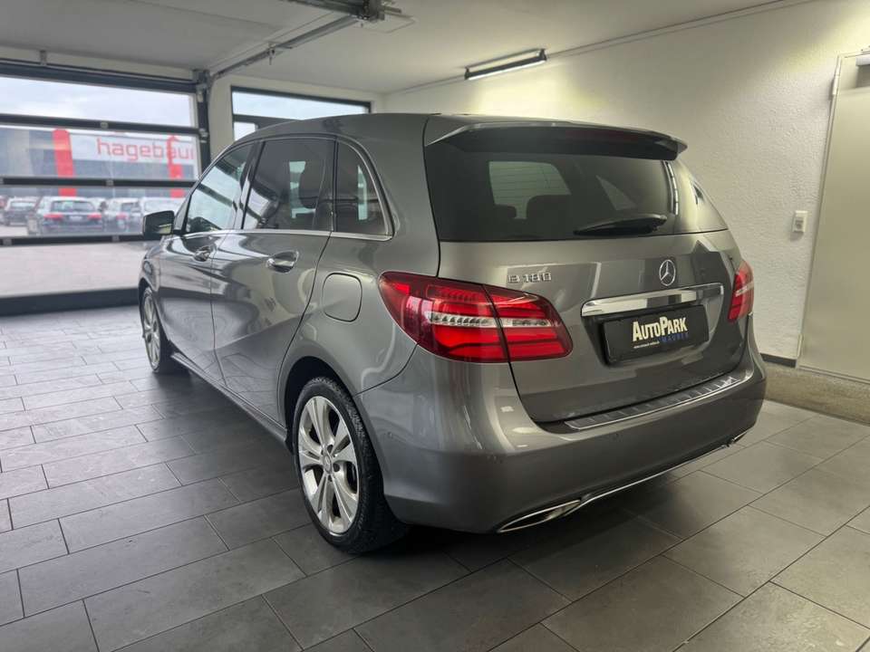 Mercedes-Benz B 180 - Imagem 9