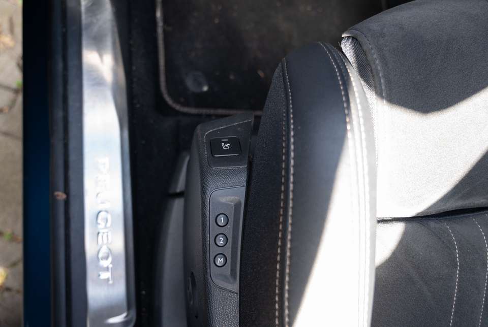 Car picture 6