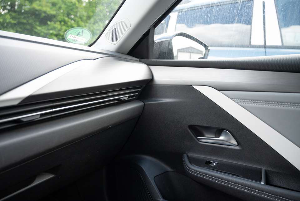 Car picture 10