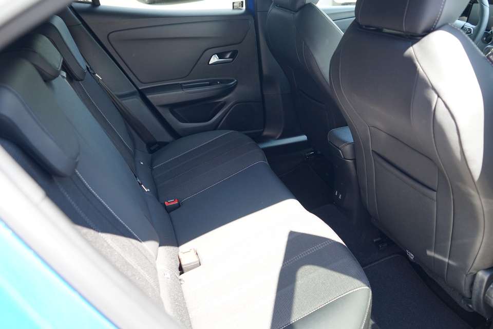 Car picture 9