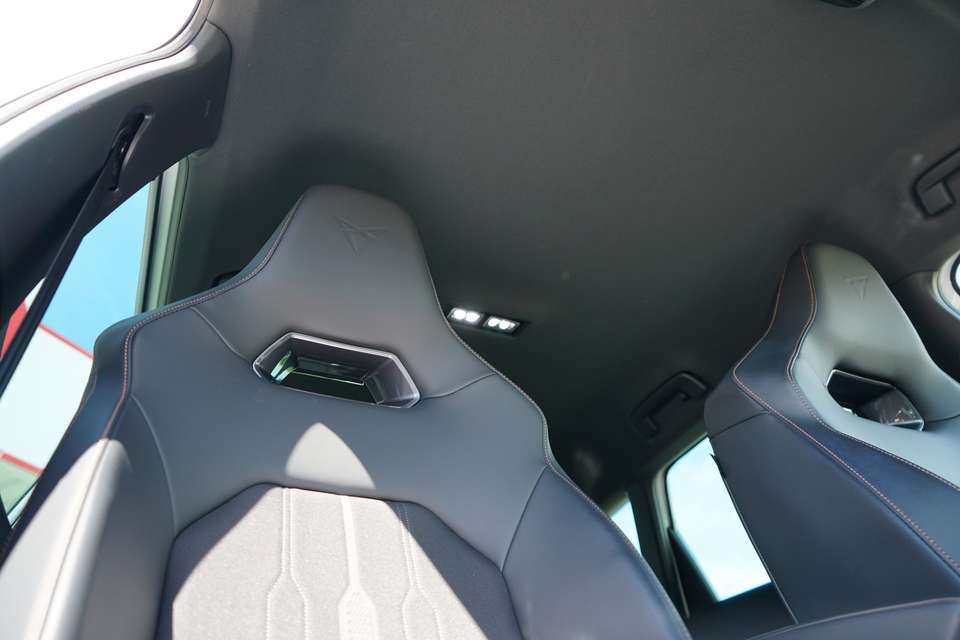 Car picture 9