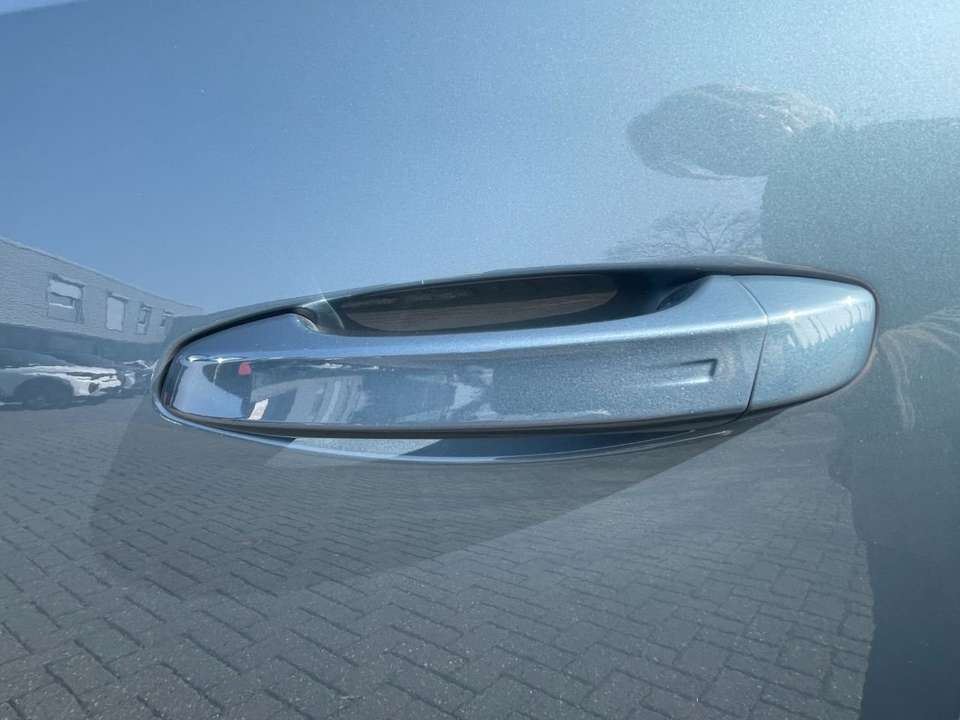 Car picture 12