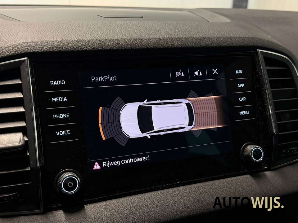Skoda Karoq - Imagem 17