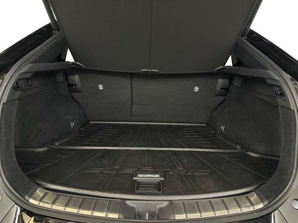 Car picture 9