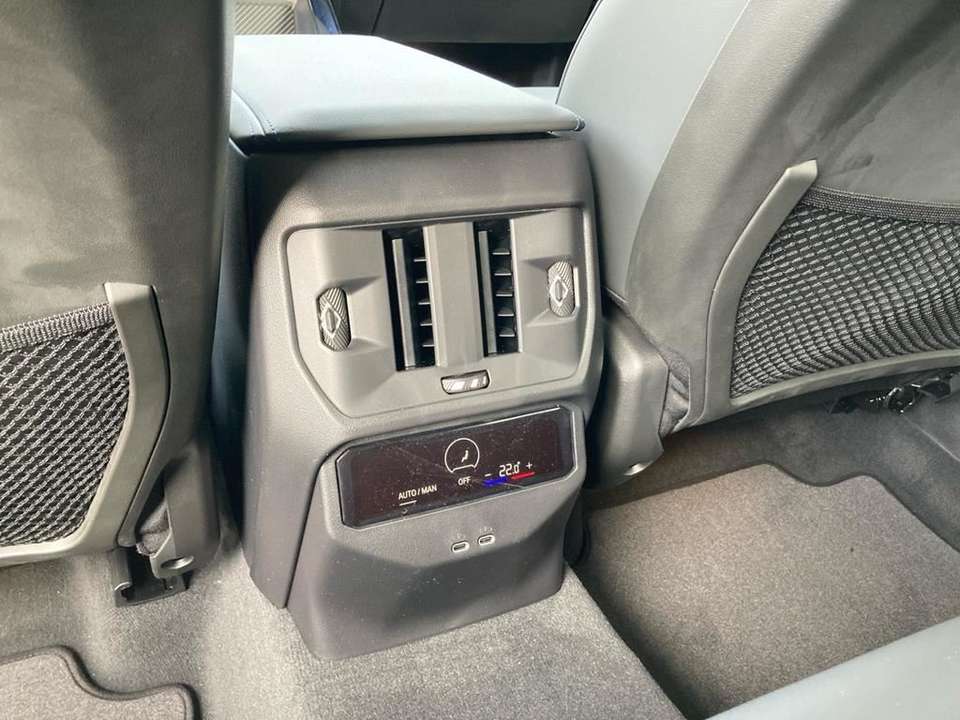 Car picture 10